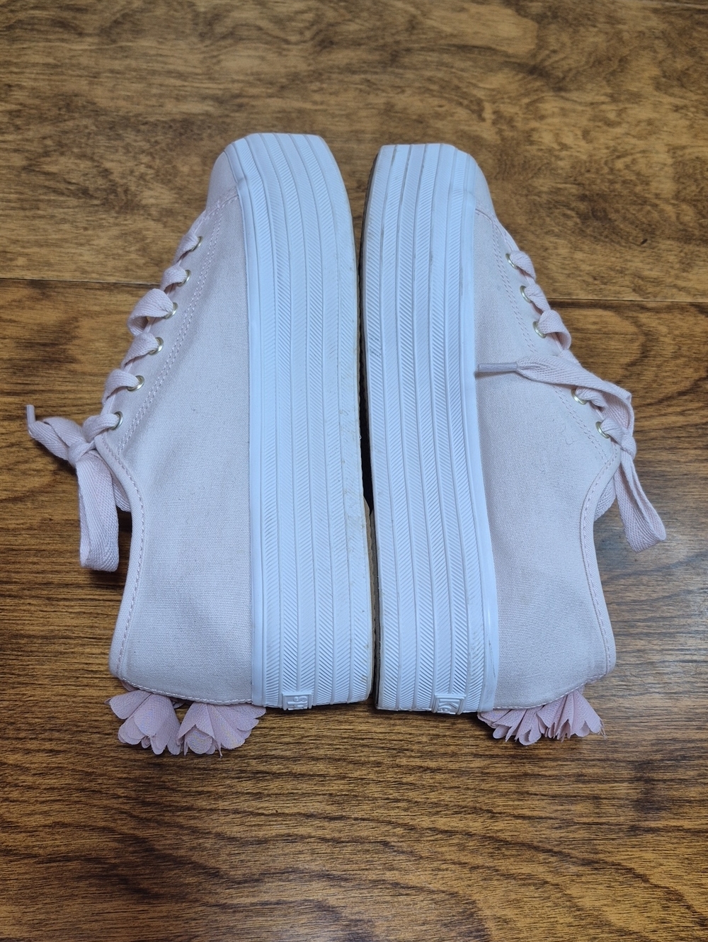 KEDS Triple Up Floral Appliquè Women's Platform Canvas Sneakers, Size US 7 - Picture 7 of 17